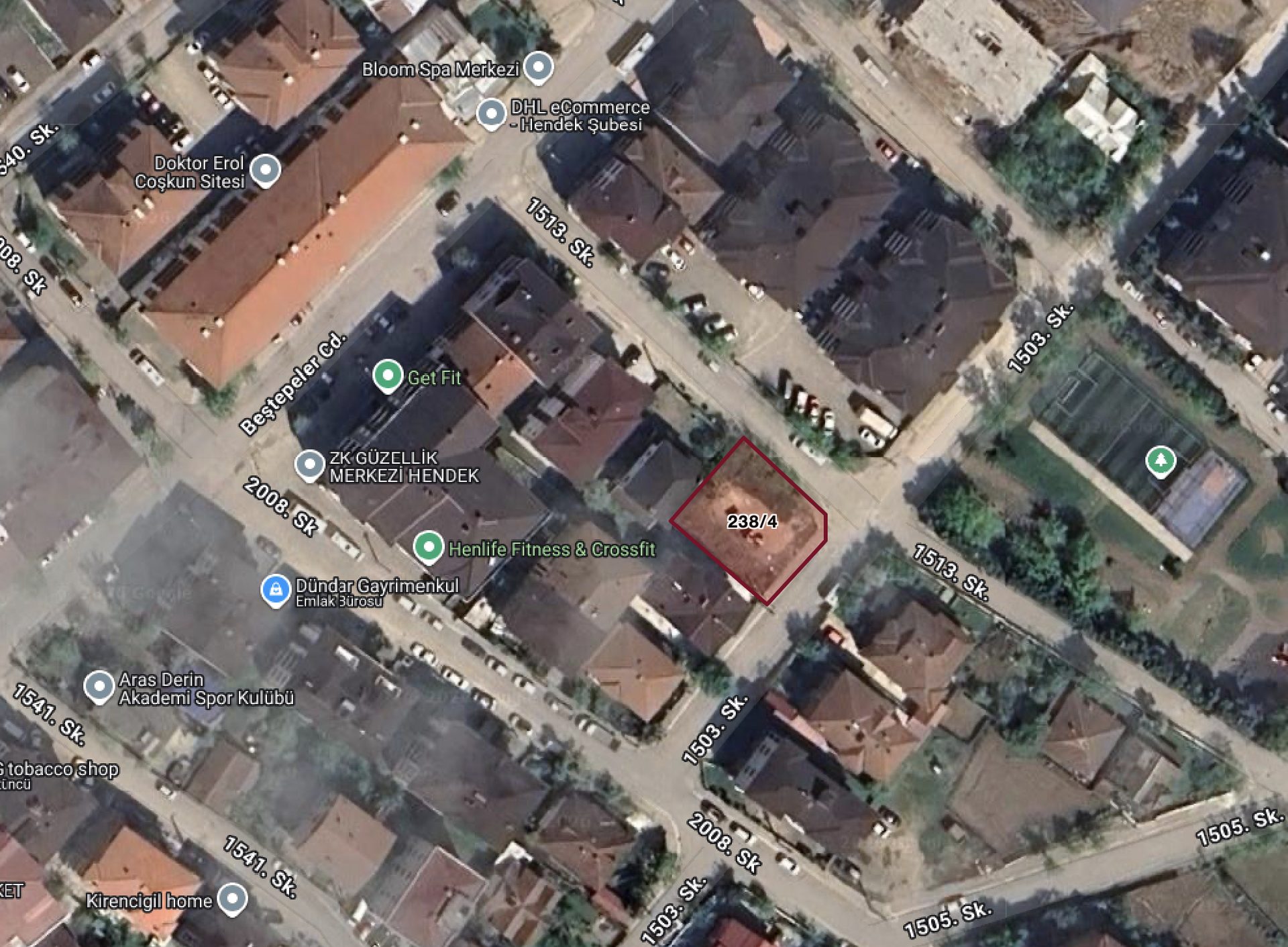 Sakarya Hendek Yeni Mahallede İmarlı Satılık Köşe Parsel - Foto 2